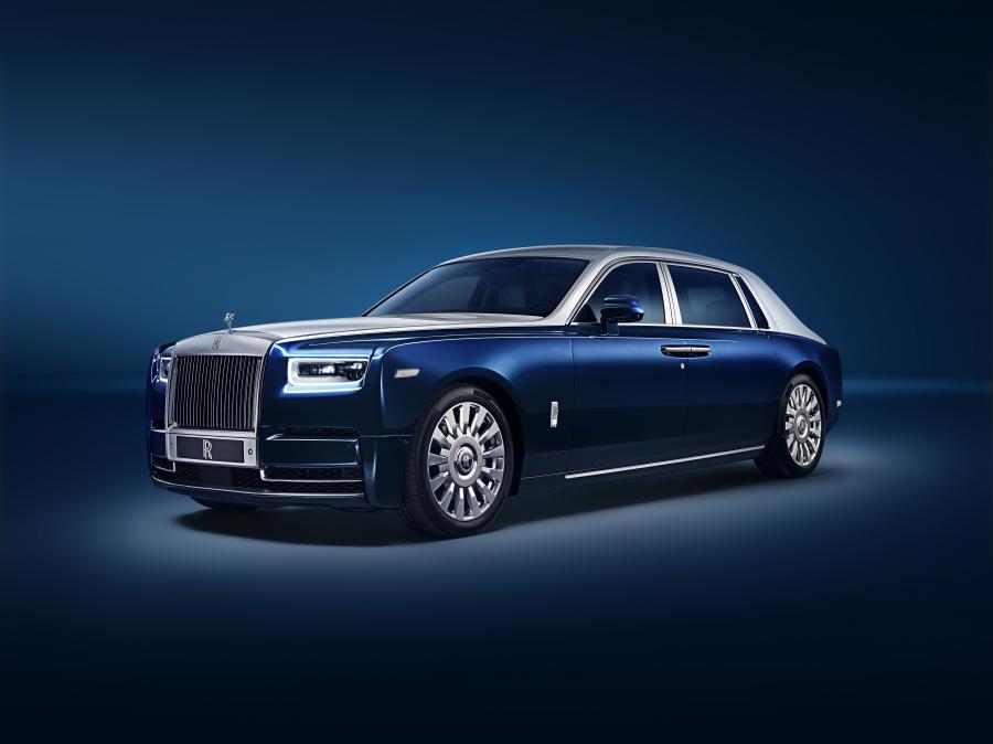  Rolls-Royce Phantom EWB Chengdu 2018 года  (фото 1 из 20)